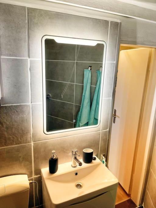 Naehe Flughafen Dus Apartment Düsseldorf